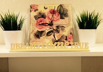 Часы "Розы и Париж"