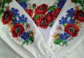 Блузка-вышиванка "Маки с васильками"