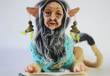 Бабушка-сфинкс. Интерьерная кукла.