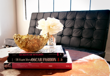 *Блестящая декоративная вазочка*