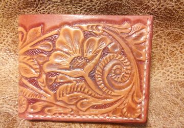 Портмоне с тиснением шеридан