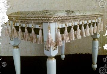 Пуфик "Нежное золото"