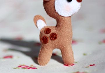 Брошь "Оленёнок"