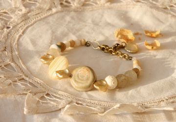 Браслет «Январская роза»