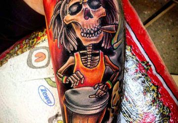 Веселый скелет