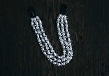 Нити из бисера и бусин на гребешках №2