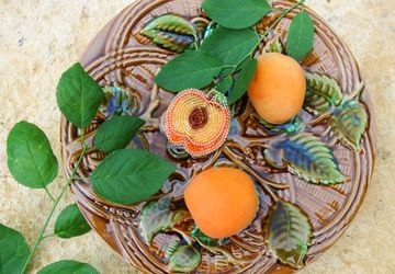 Брошечка "Нежный абрикос" 4см