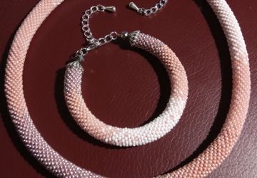 Комплекты из бисера