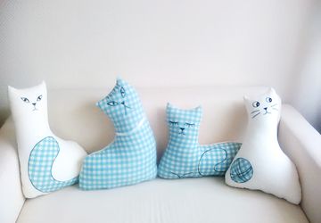 Набор диванных подушек "Кошки"