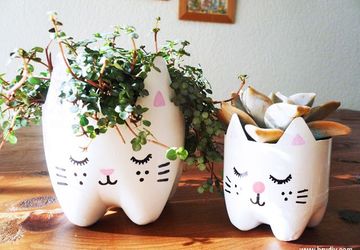 Горшочки-кашпо из пластиковых бутылок