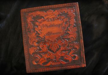 Свадебный (семейный) фотоальбом из натуральной кожи