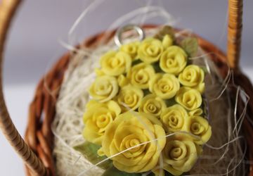 Подвеска овал "Желтые розы"