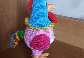 Петушок амигуруми