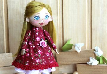 Текстильная интерьерная куколка Агаша.