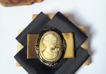 Брошь - орден "Камея"