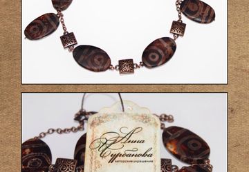 Колье из африканского агата