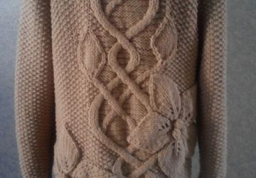 Пальто с объемными цветами, бежевое