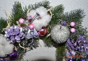 Рождественские и новогодние венки ручной работы