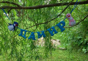 именные подвески из фетра.