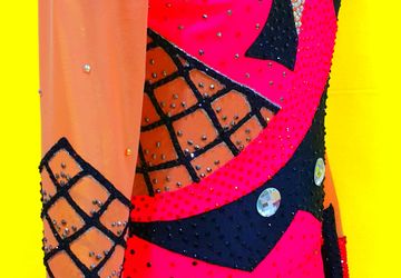 Платье для фигурного катания.