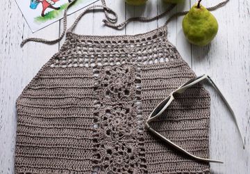 Ажурный бралетт из серой пряжи