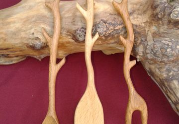 Кухонный набор деревянный резной: ложка,вилка и лопатка