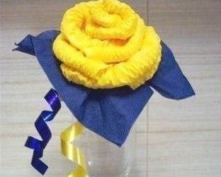 Цветы из салфеток своими руками