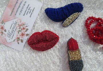 Объемные броши ручной работы