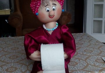 Кукла-держатель туалетной бумаги