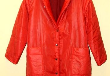 Женский плащ