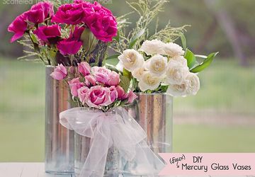 Ваза с имитацией ртутного стекла.