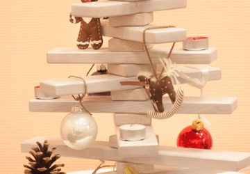 Ёлка декоративная из массива дуба (без аксессуаров)