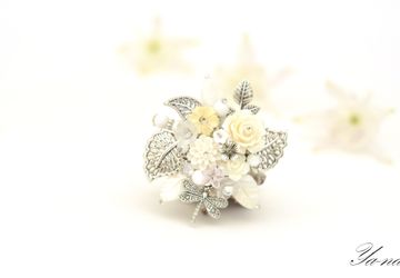 Брошь с цветами "Нежность". Продано!
