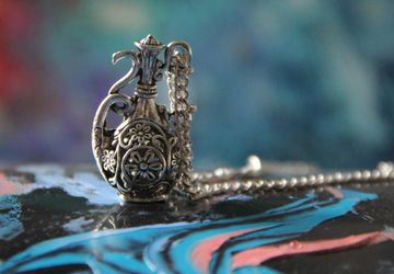 Кулон "Кувшин"