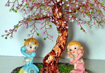 Деревце с малышами