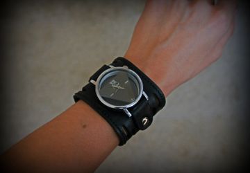 Часы наручные женские