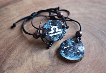 Комплект из браслета и подвески