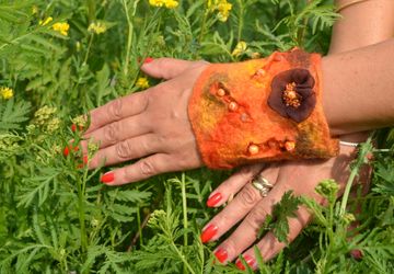 Браслет-напульсник