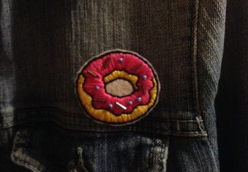 Брошь "Пончик"