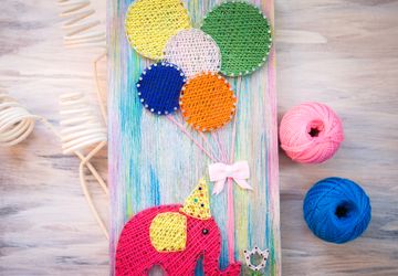 Панно Слоник с шарами в стиле StringArt