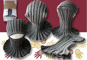 Вязаная шапочка-шлем для мальчика