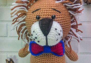 Интеллигентный львеныш