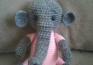 слоник с шапочкой