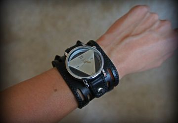 Часы наручные женские 