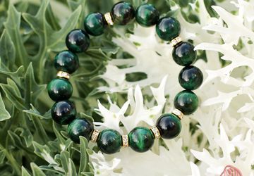 Зеленый браслет