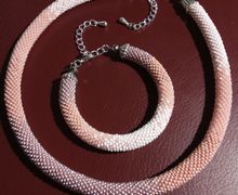 Комплекты из бисера