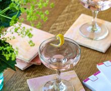 Мраморные подстаканники