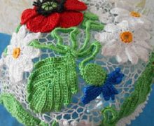 Вязаный берет.