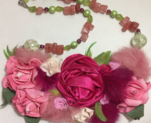 Колье "Розовый сад"