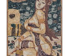 Девушка на камне